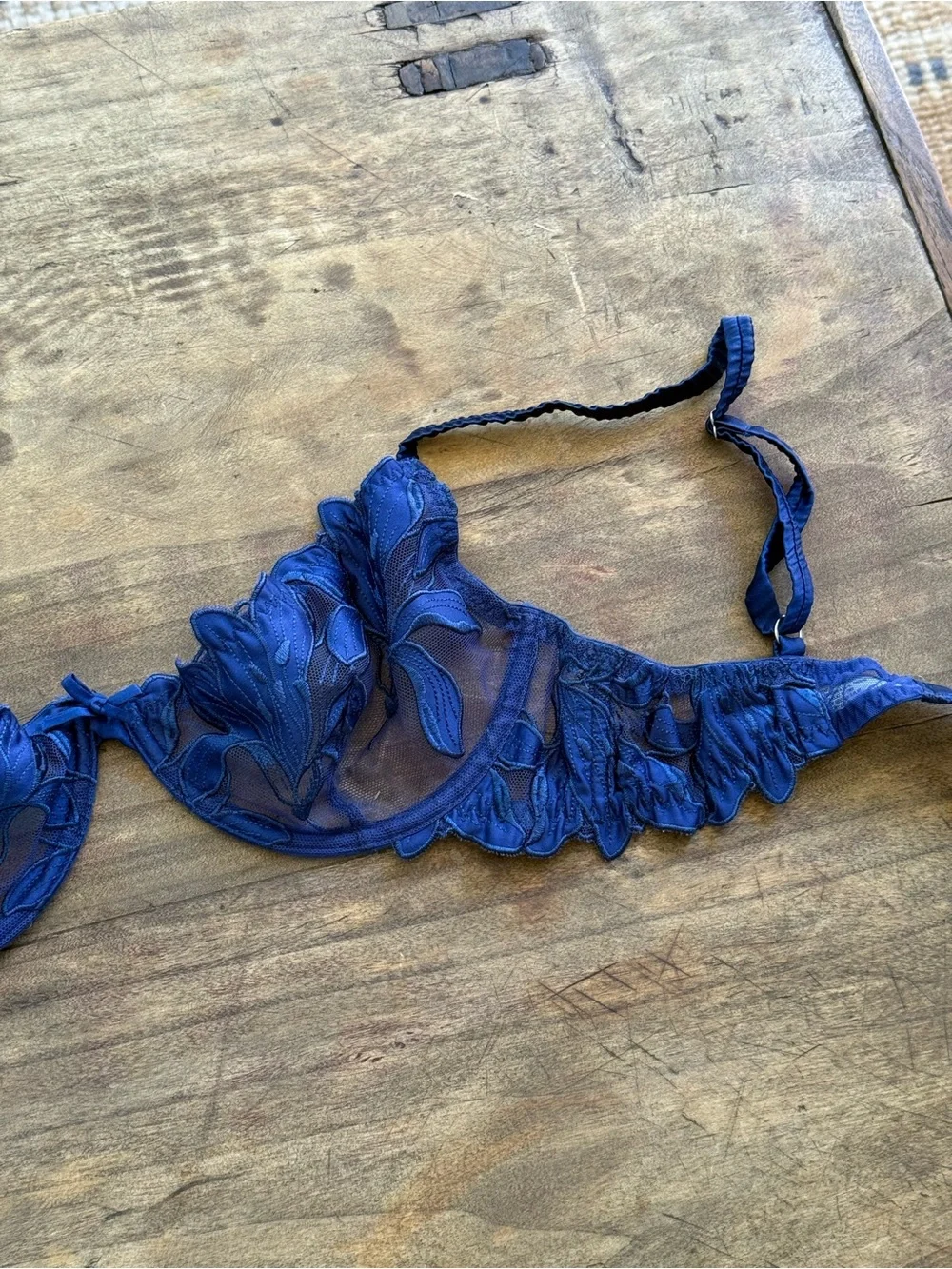 LILY EMBROIDERY PLUNGE DEMI BRA - 34-C - Picture 6 of 6